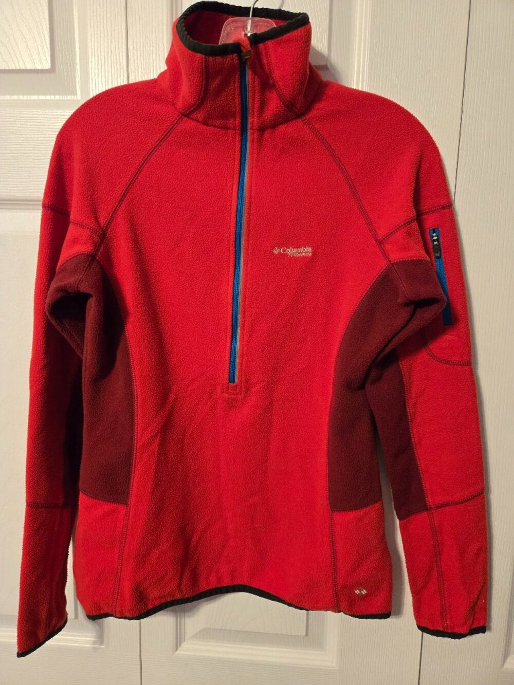 Columbia Half Zip Pullover. Size S.